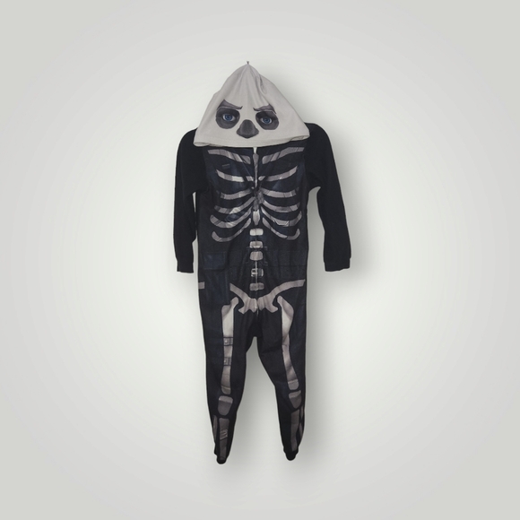 Fortnite Skull Trooper Union Suit Boys 8 Pajamas Black white - Picture 1 of 6